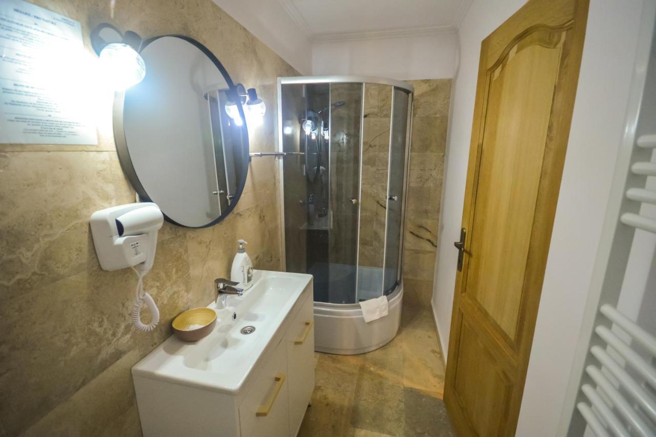 Отель Boutique House Дева Экстерьер фото